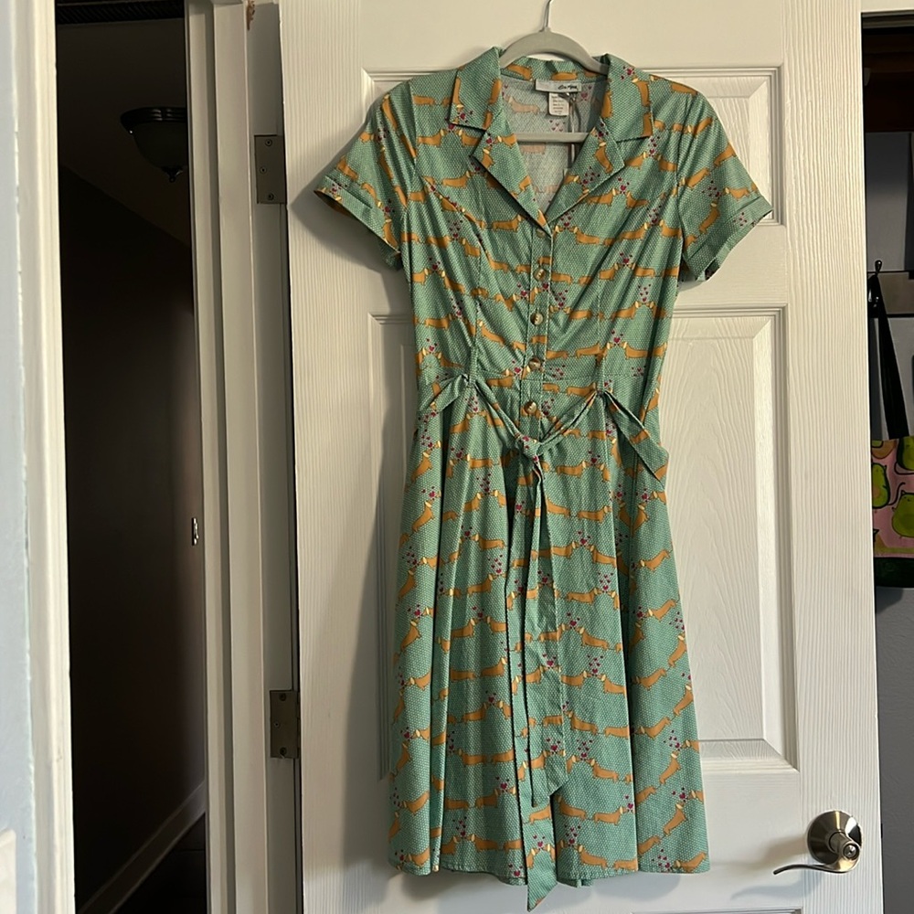 🐶💋 adorable retro shirt dress- NWT